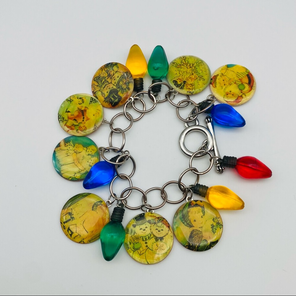 Retro Vintage Christmas Scenes Snowman Santa Deer Charm Bracelet